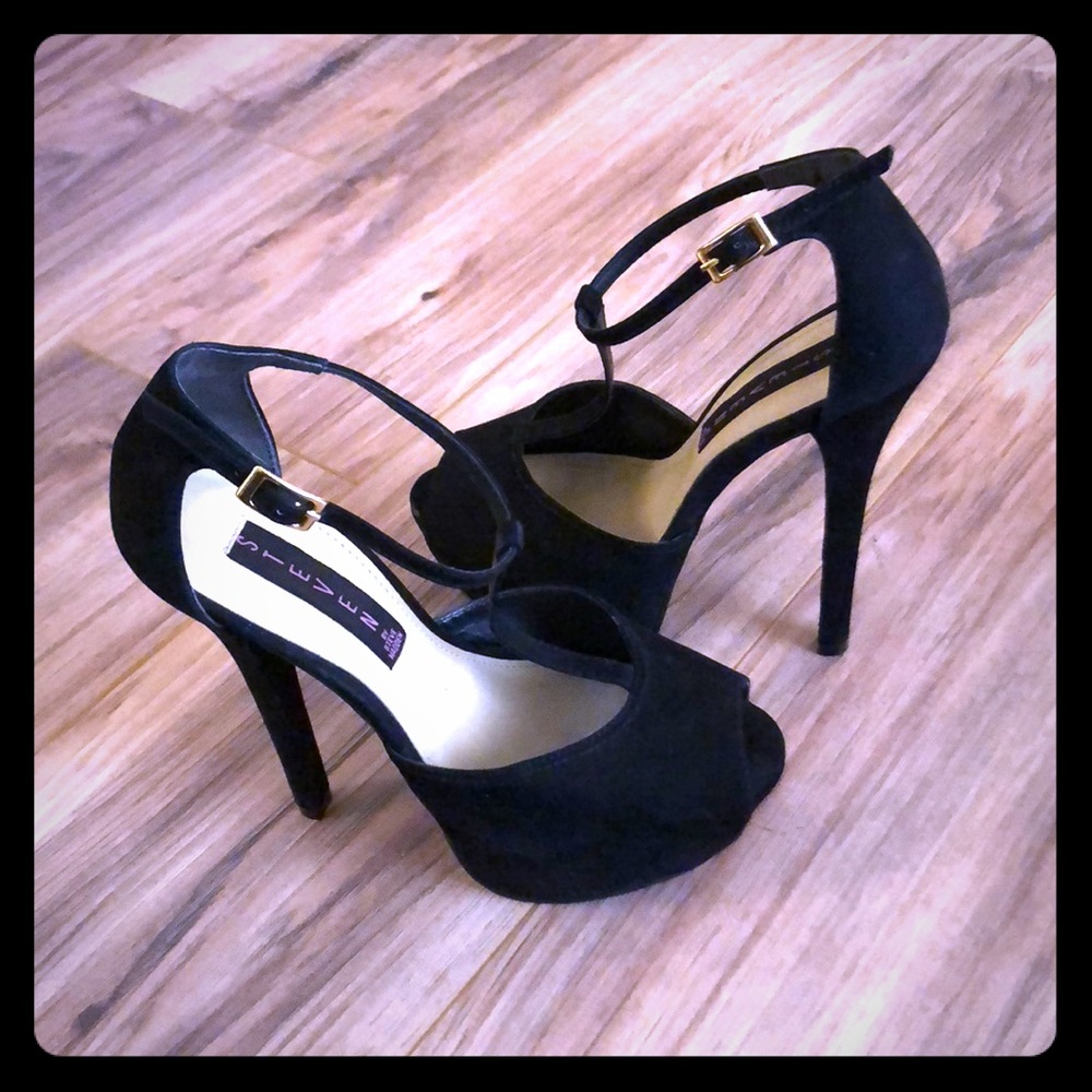 Steven by Steve Madden black suede platform heels